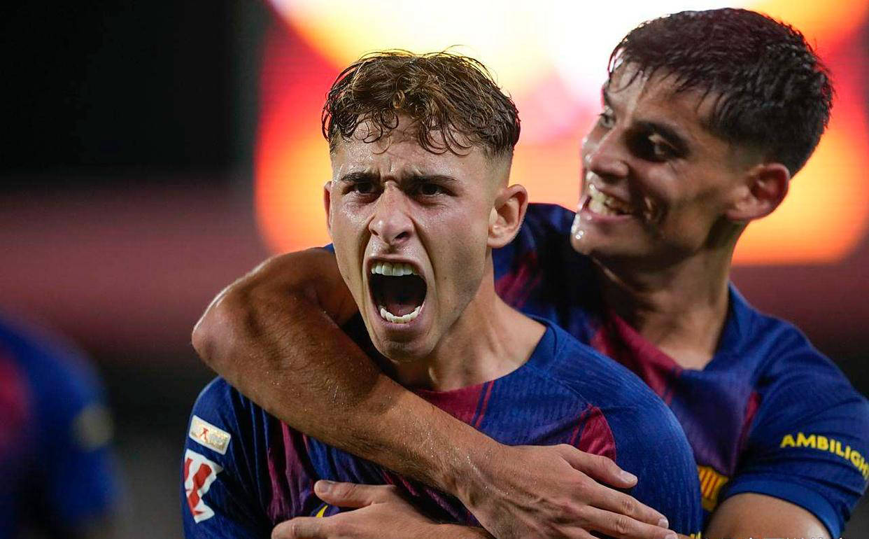 西甲积分大战：巴萨火力全开6球狂胜，紧追皇马升至第二